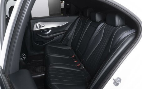 Mercedes-Benz E-Класс, 2018 год, 3 817 000 рублей, 9 фотография