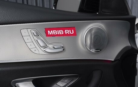 Mercedes-Benz E-Класс, 2018 год, 3 817 000 рублей, 24 фотография