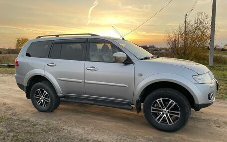 Mitsubishi Pajero Sport II рестайлинг, 2011 год, 1 200 000 рублей, 1 фотография