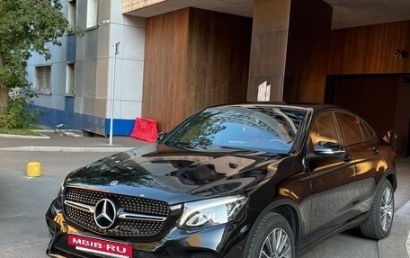 Mercedes-Benz GLC Coupe, 2017 год, 4 500 000 рублей, 2 фотография