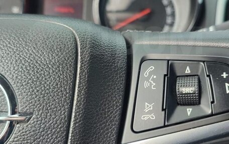 Opel Astra J, 2014 год, 800 000 рублей, 2 фотография