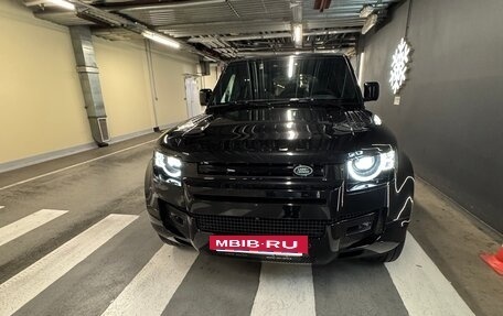 Land Rover Defender II, 2021 год, 13 000 000 рублей, 3 фотография