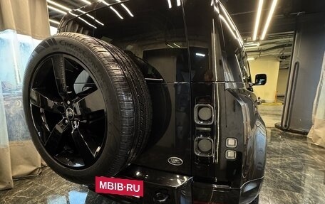 Land Rover Defender II, 2021 год, 13 000 000 рублей, 8 фотография