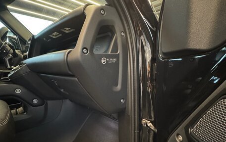 Land Rover Defender II, 2021 год, 13 000 000 рублей, 23 фотография