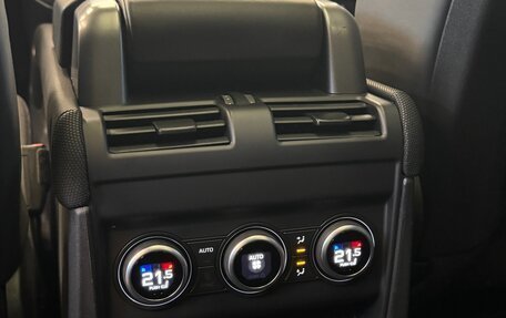 Land Rover Defender II, 2021 год, 13 000 000 рублей, 33 фотография