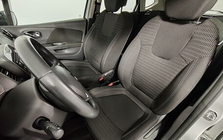 Renault Kaptur I рестайлинг, 2016 год, 1 420 000 рублей, 21 фотография