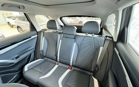 Geely Atlas, 2024 год, 4 017 190 рублей, 21 фотография