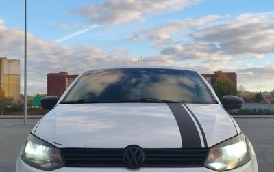 Volkswagen Polo VI (EU Market), 2012 год, 680 000 рублей, 1 фотография