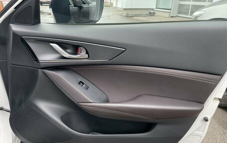 Mazda CX-4, 2023 год, 3 199 000 рублей, 12 фотография