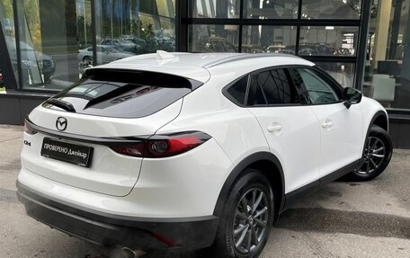 Mazda CX-4, 2023 год, 3 199 000 рублей, 7 фотография