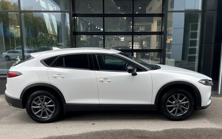 Mazda CX-4, 2023 год, 3 199 000 рублей, 2 фотография