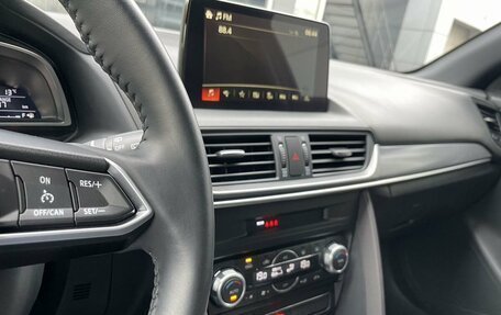 Mazda CX-4, 2023 год, 3 199 000 рублей, 26 фотография