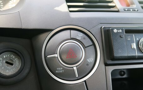 SsangYong Kyron I, 2012 год, 929 000 рублей, 19 фотография