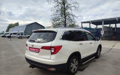 Honda Pilot III рестайлинг, 2016 год, 2 400 000 рублей, 5 фотография