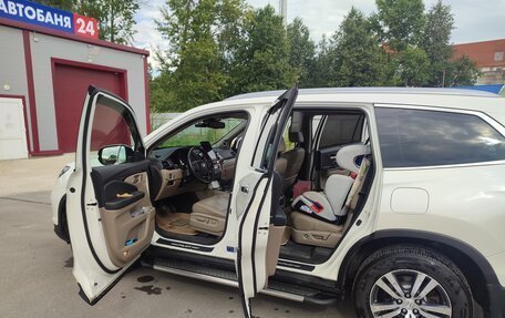 Honda Pilot III рестайлинг, 2016 год, 2 400 000 рублей, 9 фотография