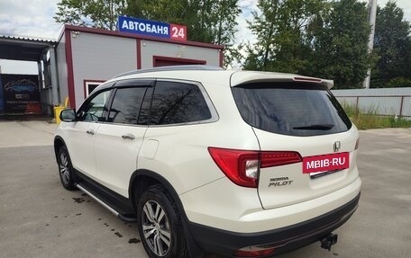 Honda Pilot III рестайлинг, 2016 год, 2 400 000 рублей, 8 фотография