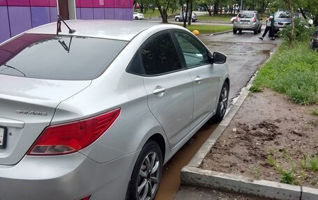 Hyundai Solaris II рестайлинг, 2015 год, 925 000 рублей, 3 фотография