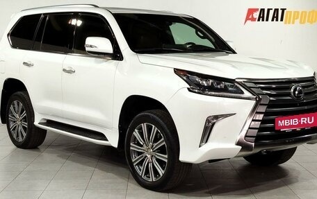 Lexus LX III, 2017 год, 6 910 000 рублей, 3 фотография