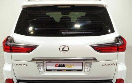 Lexus LX III, 2017 год, 6 910 000 рублей, 6 фотография