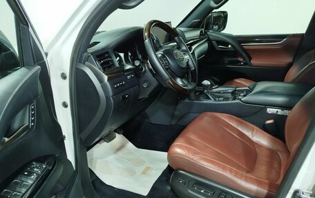 Lexus LX III, 2017 год, 6 910 000 рублей, 17 фотография