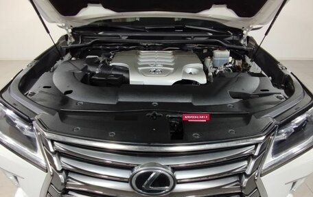 Lexus LX III, 2017 год, 6 910 000 рублей, 10 фотография