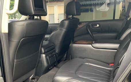 Infiniti QX56, 2012 год, 2 500 000 рублей, 19 фотография