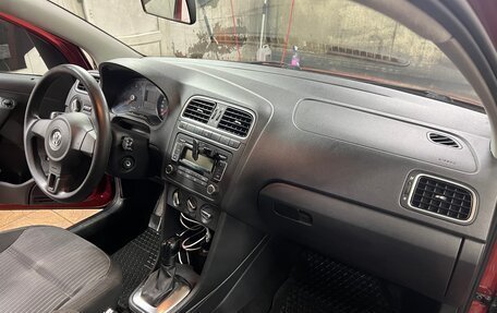Volkswagen Polo VI (EU Market), 2012 год, 680 000 рублей, 15 фотография