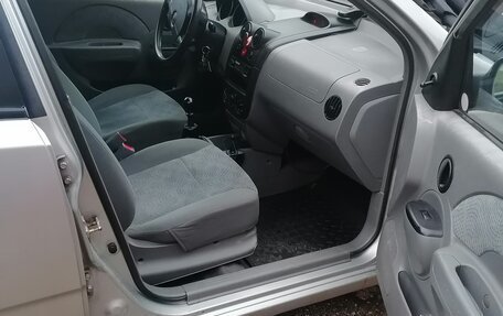Chevrolet Aveo III, 2004 год, 290 000 рублей, 8 фотография