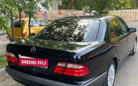 Mercedes-Benz E-Класс, 2000 год, 750 000 рублей, 5 фотография