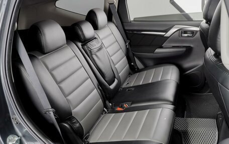 Mitsubishi Pajero IV, 2019 год, 3 400 000 рублей, 7 фотография