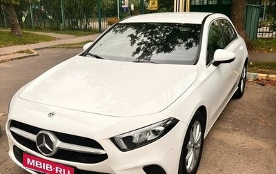 Mercedes-Benz A-Класс, 2018 год, 2 950 000 рублей, 1 фотография