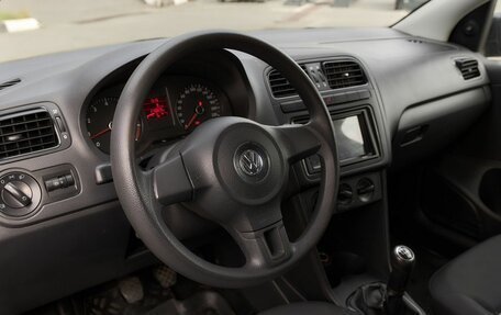 Volkswagen Polo VI (EU Market), 2012 год, 639 000 рублей, 10 фотография