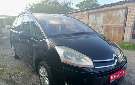 Citroen C4 Picasso II рестайлинг, 2010 год, 630 000 рублей, 1 фотография
