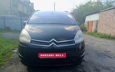 Citroen C4 Picasso II рестайлинг, 2010 год, 630 000 рублей, 2 фотография