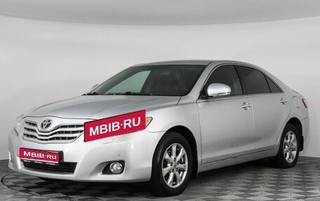 Toyota Camry, 2010 год, 1 100 000 рублей, 1 фотография