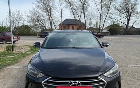 Hyundai Elantra VI рестайлинг, 2016 год, 1 100 000 рублей, 5 фотография