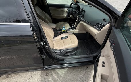 Hyundai Elantra VI рестайлинг, 2016 год, 1 100 000 рублей, 15 фотография