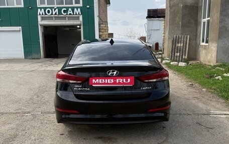Hyundai Elantra VI рестайлинг, 2016 год, 1 100 000 рублей, 11 фотография