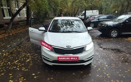 KIA Rio III рестайлинг, 2015 год, 500 000 рублей, 2 фотография