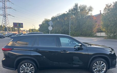 Toyota Highlander, 2025 год, 5 850 000 рублей, 10 фотография