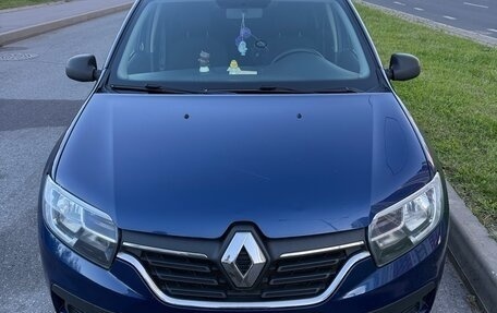 Renault Logan II, 2019 год, 1 000 000 рублей, 2 фотография