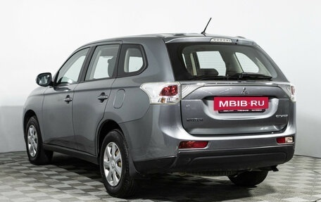 Mitsubishi Outlander III рестайлинг 3, 2013 год, 1 049 777 рублей, 7 фотография