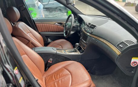 Mercedes-Benz E-Класс, 2007 год, 899 000 рублей, 25 фотография