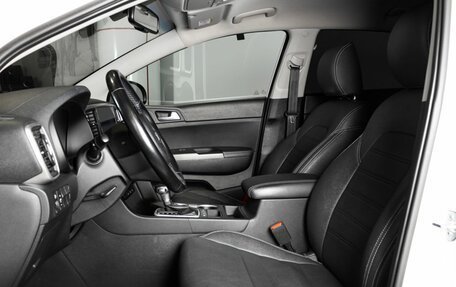 KIA Sportage IV рестайлинг, 2021 год, 2 591 700 рублей, 16 фотография