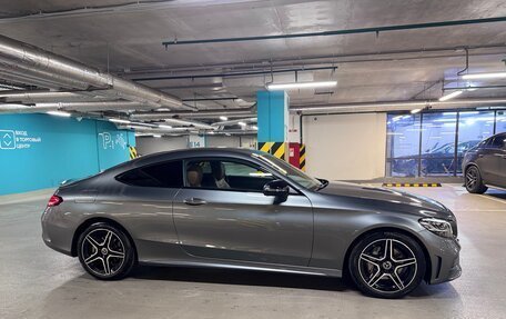 Mercedes-Benz C-Класс, 2019 год, 4 350 000 рублей, 5 фотография