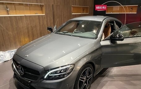 Mercedes-Benz C-Класс, 2019 год, 4 350 000 рублей, 2 фотография