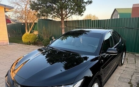 Toyota Camry, 2020 год, 3 300 000 рублей, 4 фотография
