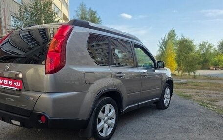 Nissan X-Trail, 2010 год, 900 000 рублей, 4 фотография