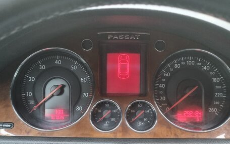 Volkswagen Passat B6, 2005 год, 730 000 рублей, 9 фотография