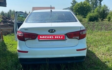 KIA Rio III рестайлинг, 2015 год, 580 000 рублей, 3 фотография